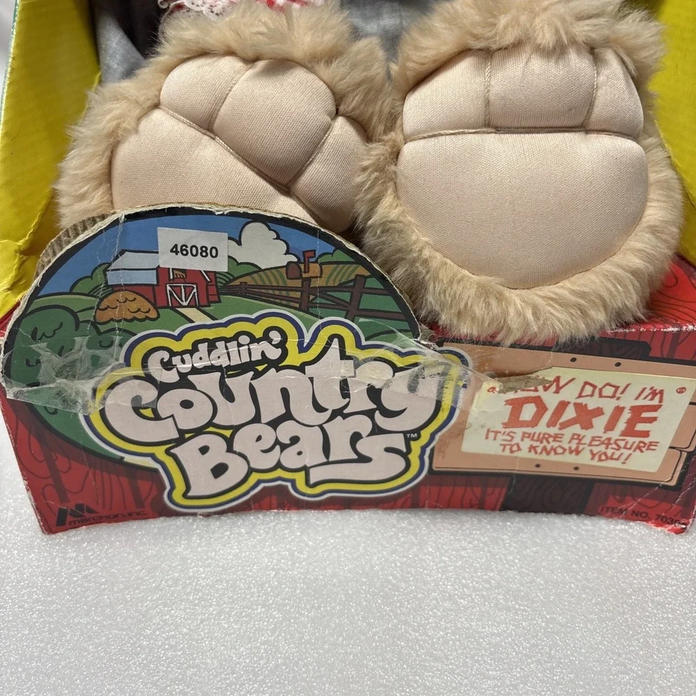1985 CUDDLIN' COUNTRY‎ BEARS  